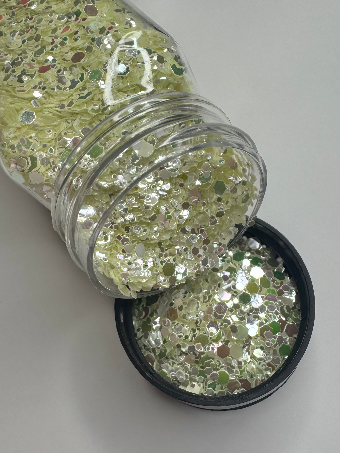 Mirror Glow 2oz Shaker